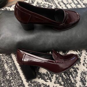 Jones New York High Heel loafers